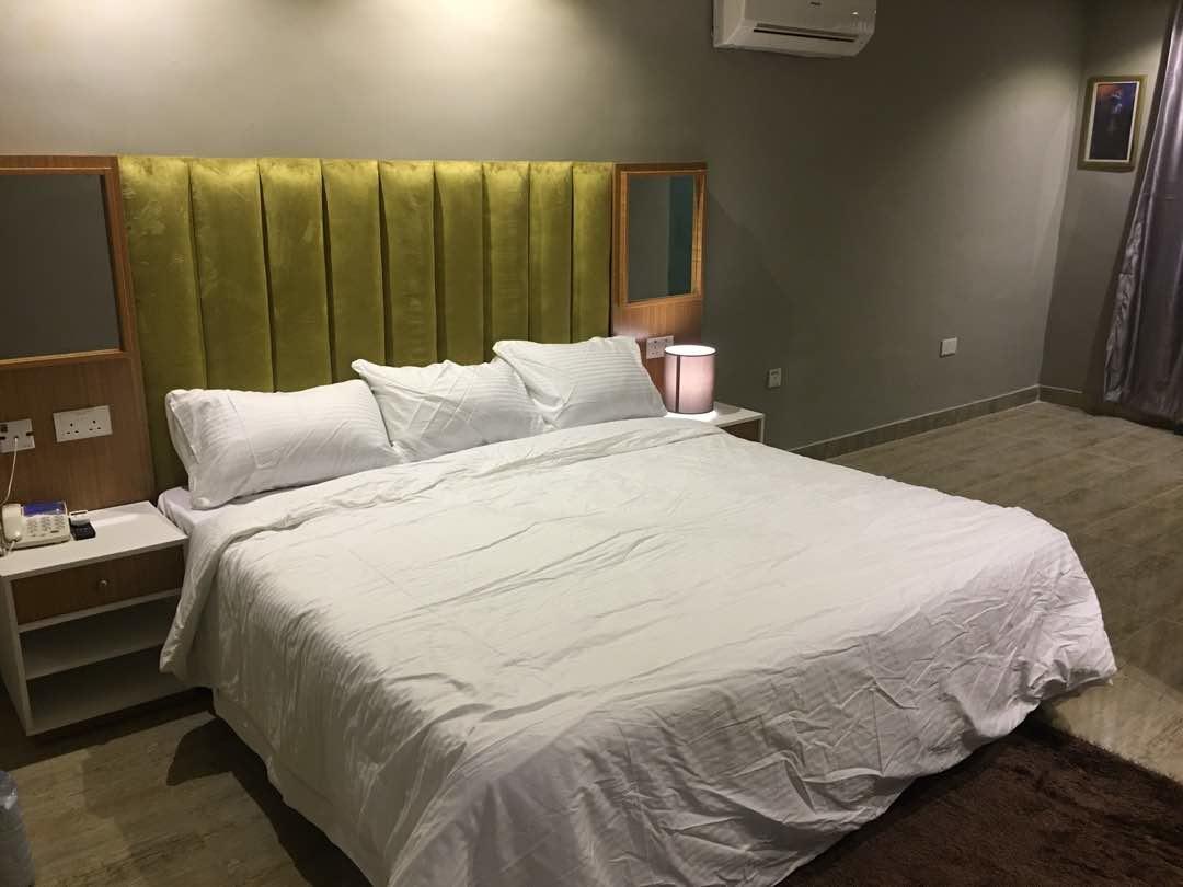 Blackwood Hotels Ikeja Exterior photo