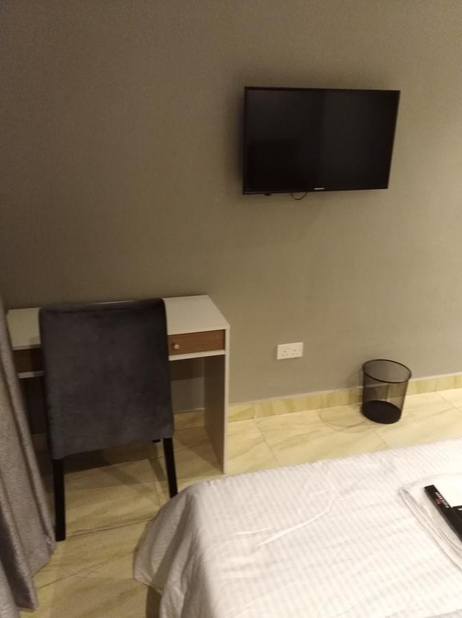 Blackwood Hotels Ikeja Exterior photo